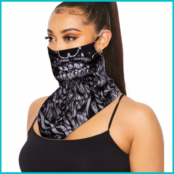‼️LAST ONE ‼️  Zombie Skull Mask Scarf Ear Loops - Picture 1 of 8